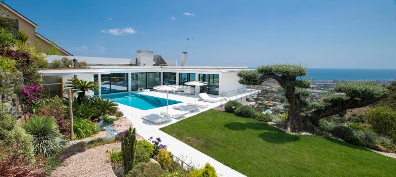 Ibiza Style Barcelona Luxury Villa Бадалона Экстерьер фото